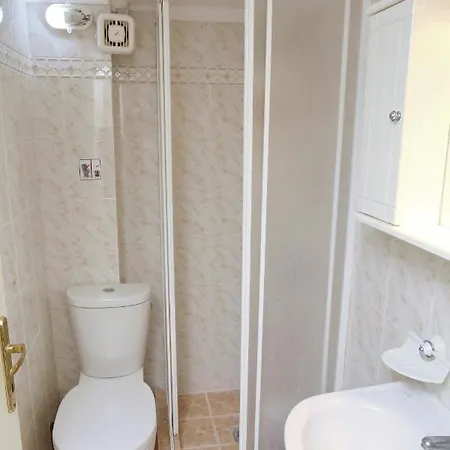 Arancia, Nilie Hospitality Mgmt Apartament *